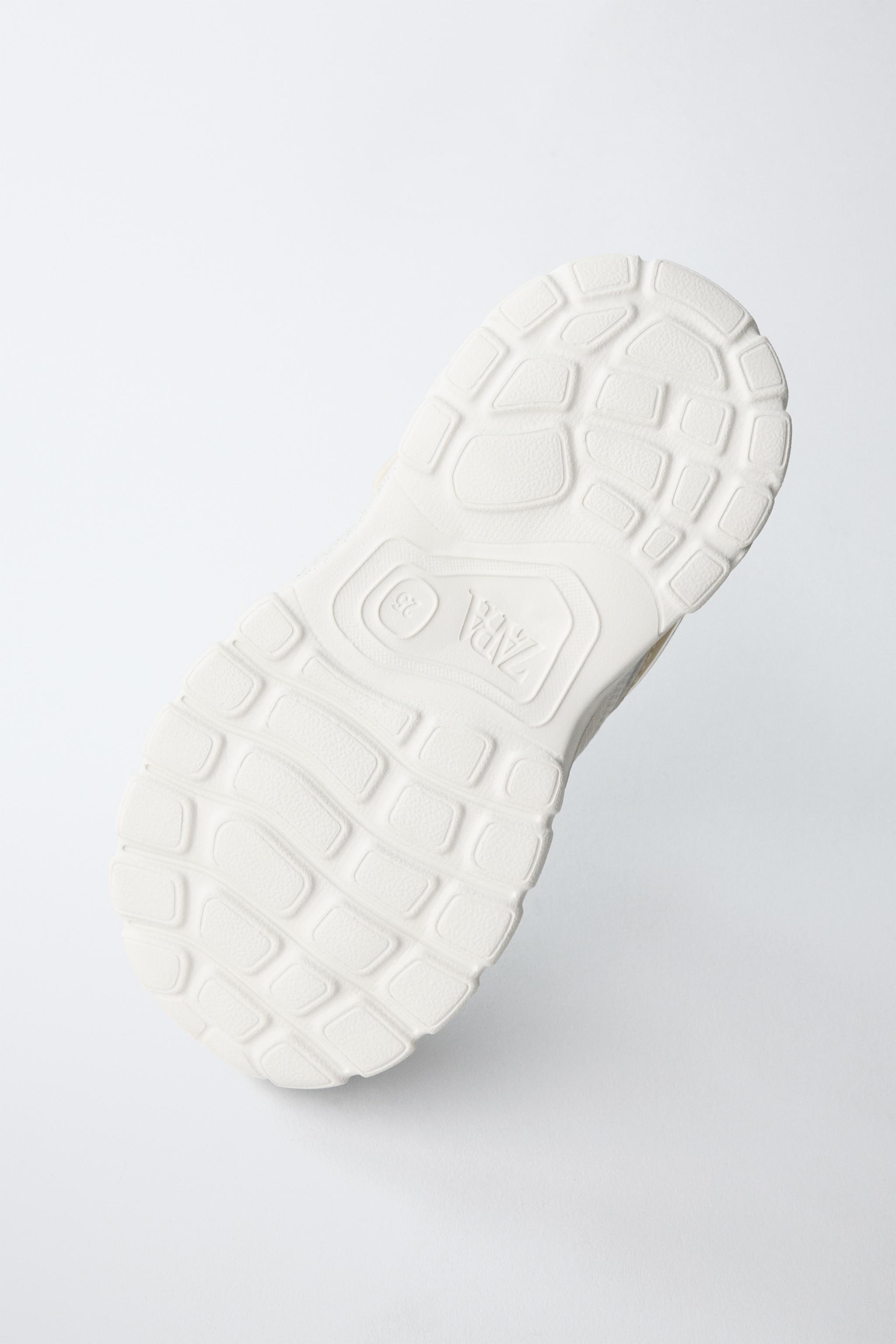 MULTI-PIECE SNEAKERS